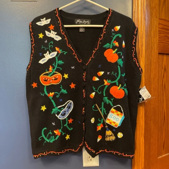 Gladys Bagley Sweater Vest - Picture 1 of 3